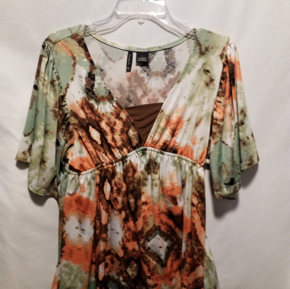 Angel wing printed top